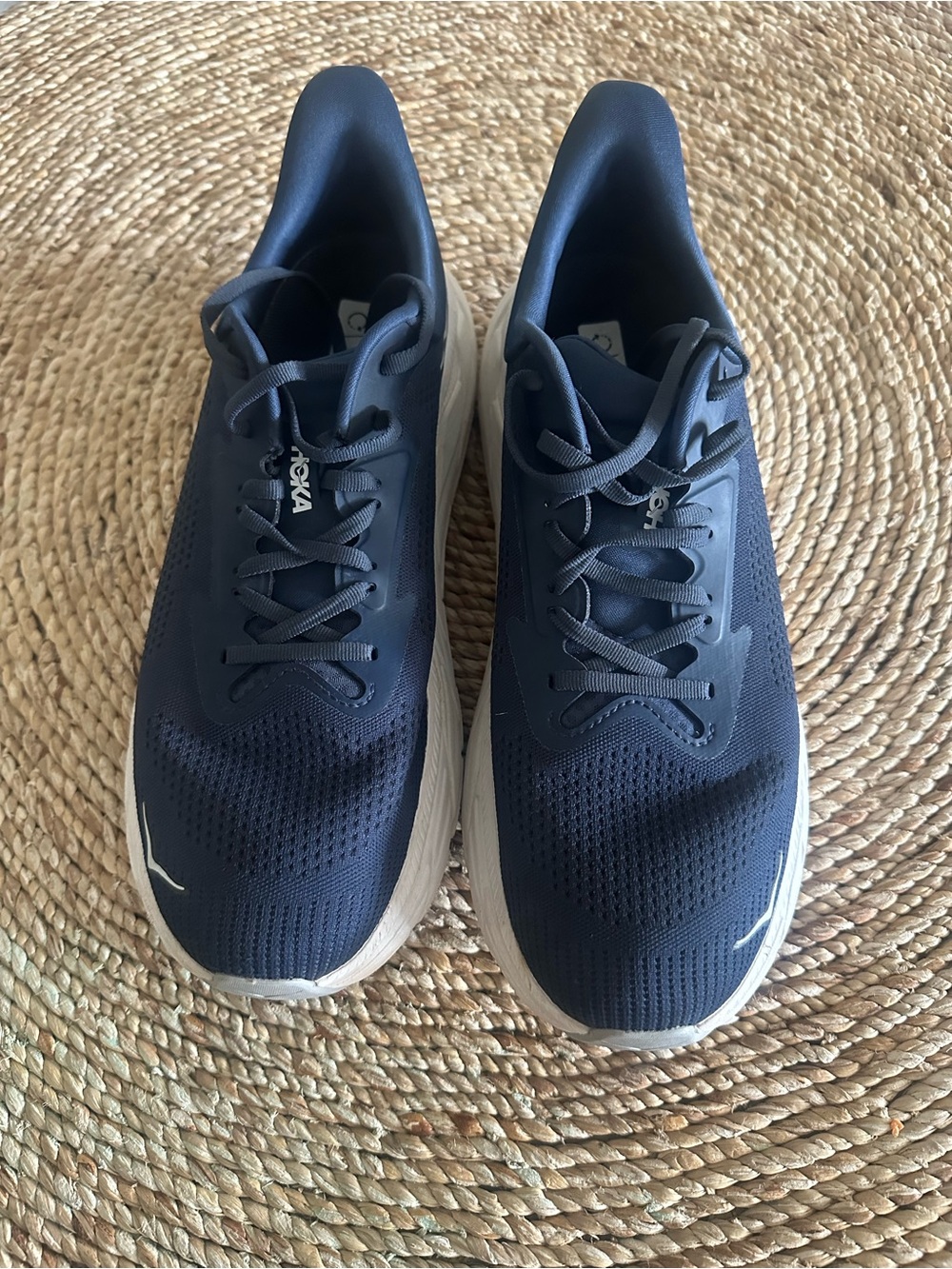 HOKA Arahi 7 Blue White Low Top Lace-Up Running men’s size 12 D